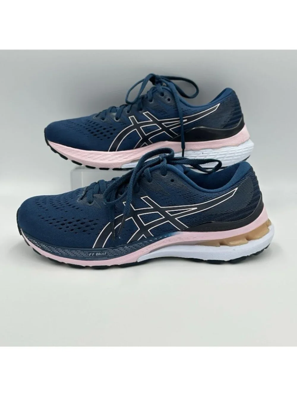 Asics Gel Kayano 28 Sneakers Women’s Size 9 Blue Running Walking Shoes 1012B046
